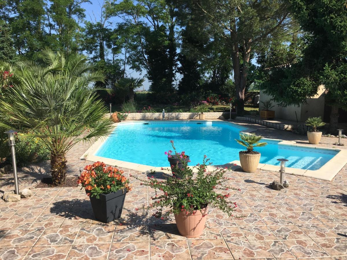 Appartement mansardé et climatisé 50 m2 Pompignan  Esterno foto